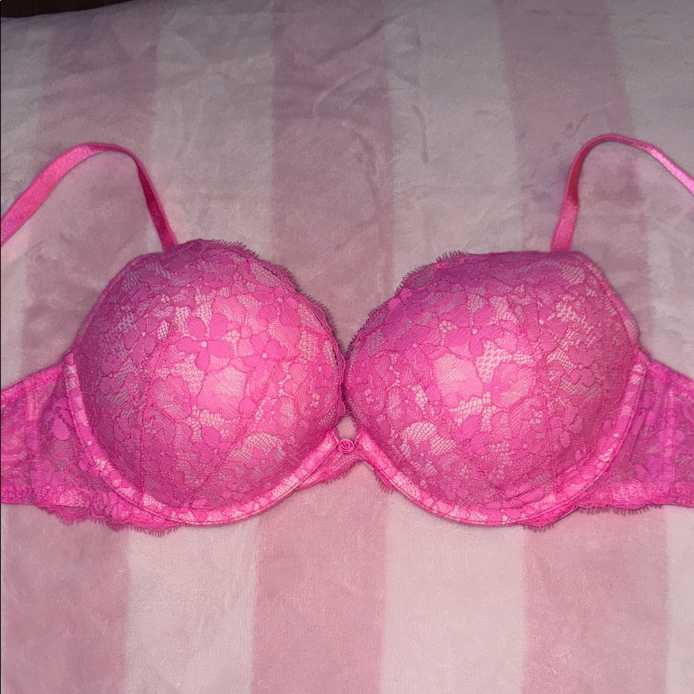 Victoria’s secret Lace Push-Up Bra in Pink